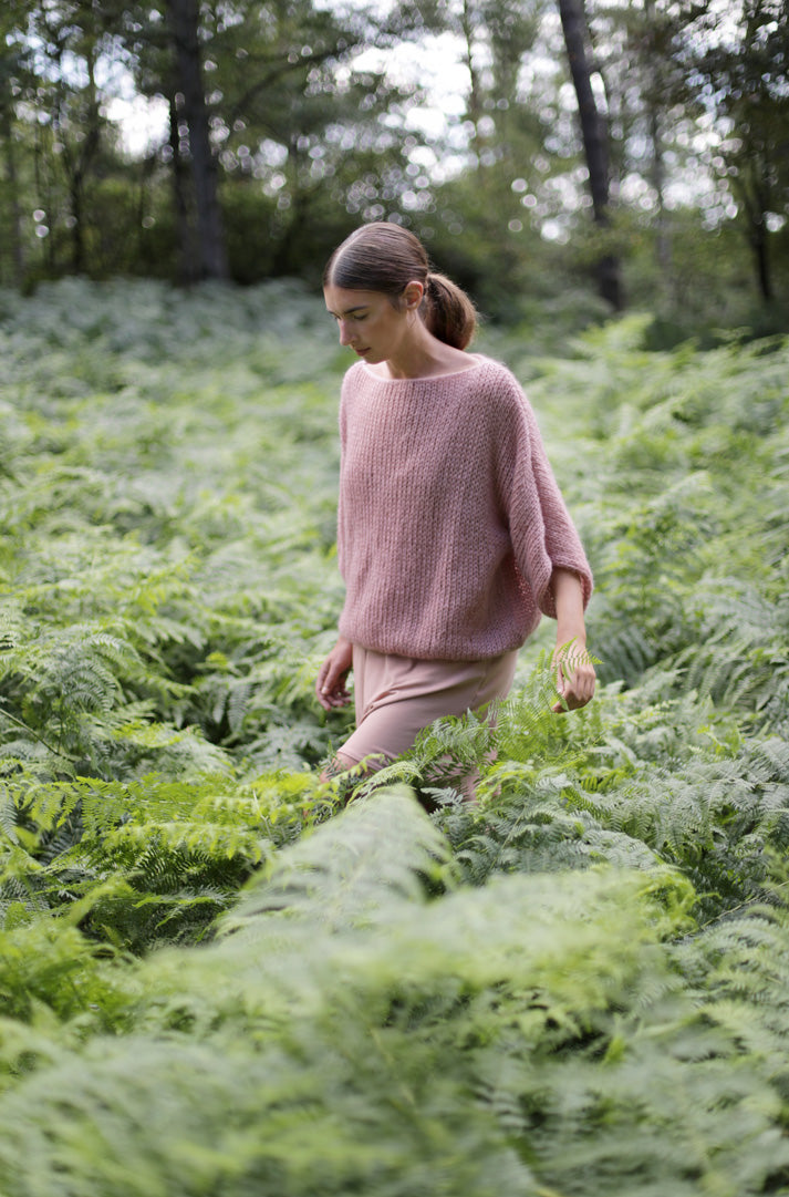 Sweaters - VEST