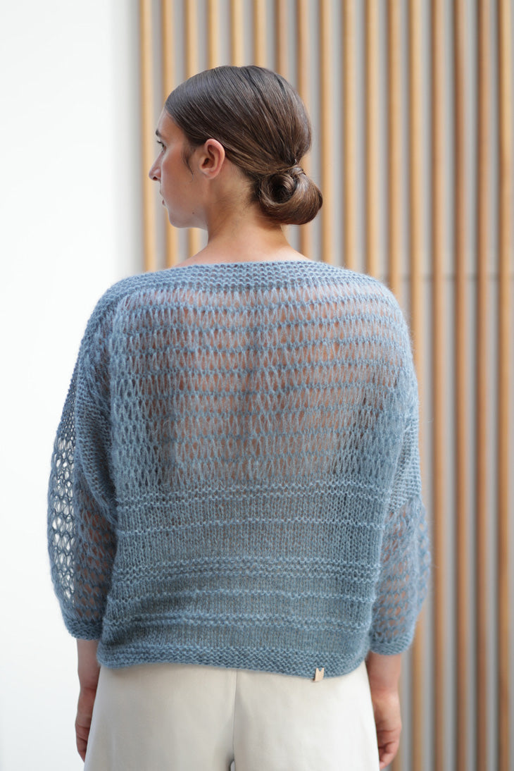 Sweaters - VEST