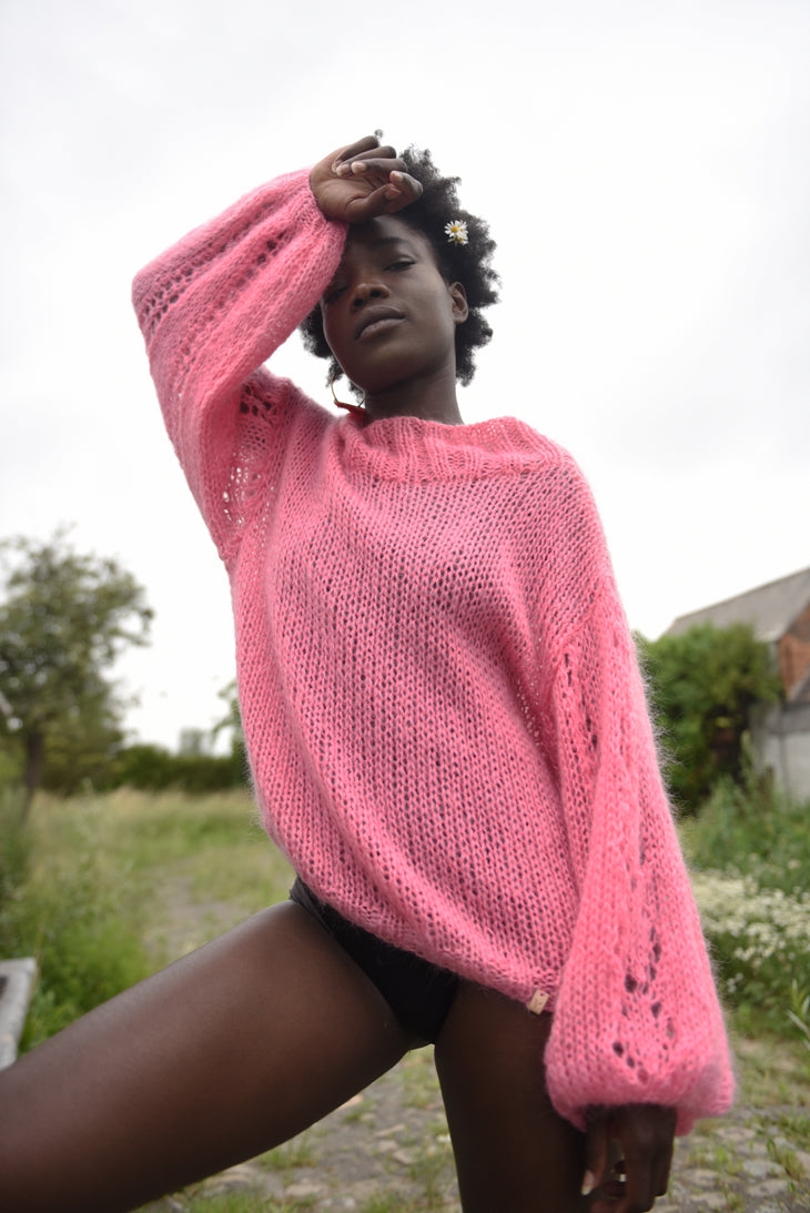 Sweaters - VEST