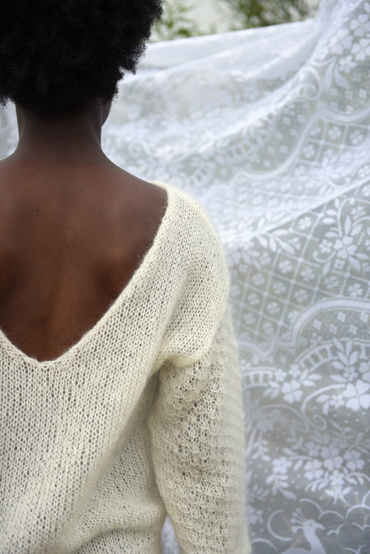 Sweaters - VEST