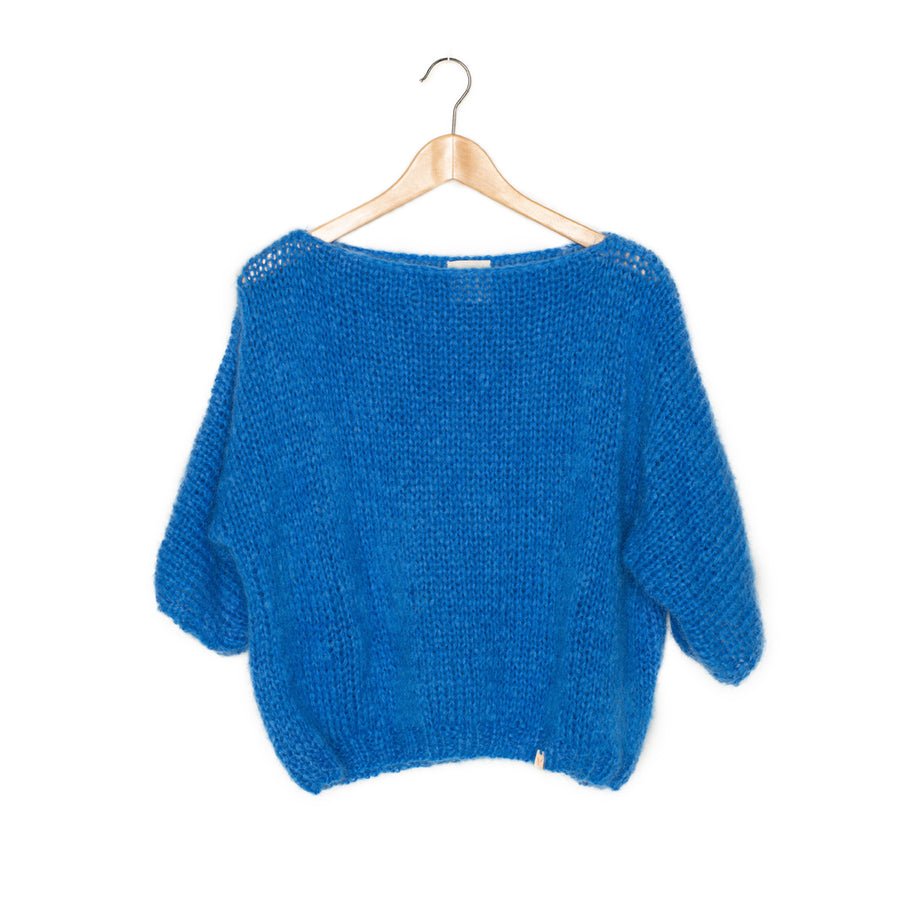 Sweaters - VEST